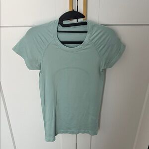 Lululemon Swiftly Tech (4) Hip Length